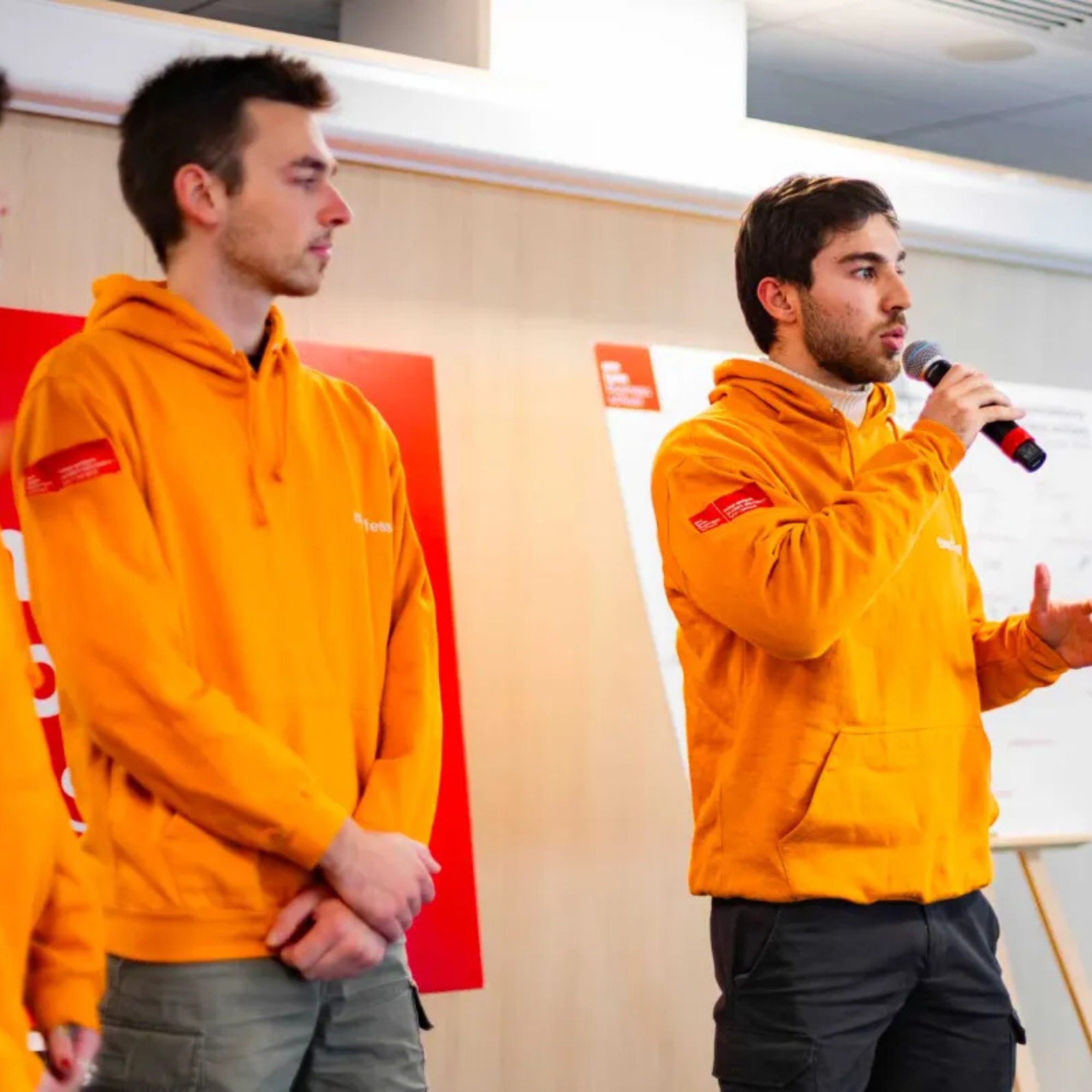 Sweat étudiant personnalisé EM_Lyon pas cher